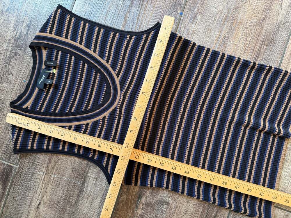 Theory Striped Scoop-Neck Knit Tank Top - Picture 6 of 7